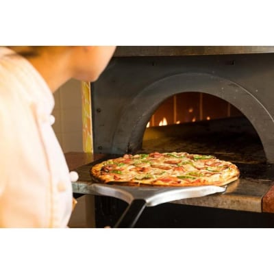 横浜ベイホテル東急 「カフェトスカ」ディナー ブッフェ ペアご招待券(ウェルカムドリンク付き)