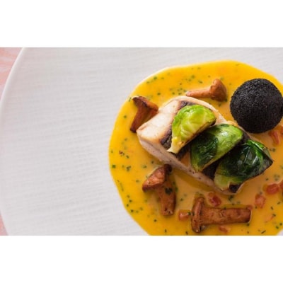 横浜ベイホテル東急　フランス料理「クイーン・アリス」ディナーペアご招待券(ウェルカムドリンク付き)