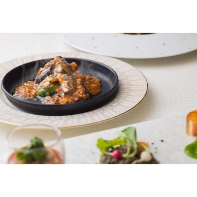 横浜ベイホテル東急　中国料理「スーツァンレストラン陳」ランチペアご招待券(ウェルカムドリンク付き)