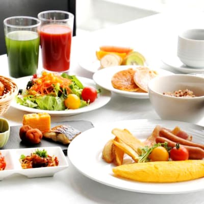 ニューオータニイン横浜プレミアム 海側スーペリアツイン1泊朝食付ペア宿泊券|夜景を一望できるお部屋