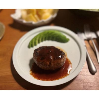 《A5ランク黒毛和牛入り》横濱上田屋謹製ハンバーグステーキ 8個