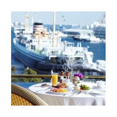 ホテルニューグランド 元祖料理満喫ツインルーム ペア宿泊券(1泊2食付・ルームサービスディナー)