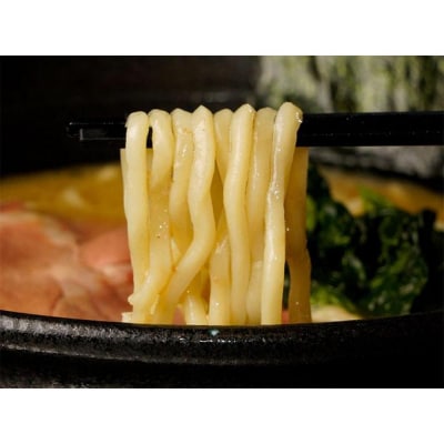 【横浜家系ラーメン】一二三家 とんこつしょう油ラーメン4食セット