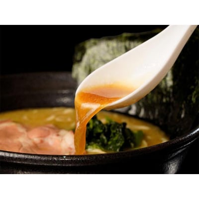 【横浜家系ラーメン】一二三家 とんこつしょう油ラーメン4食セット