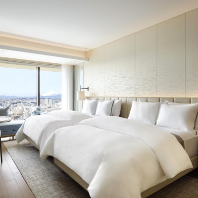 ウェスティンホテル横浜 最上階デラックスルーム1泊2食付2名宿泊券|最上階のお部屋で贅沢体験