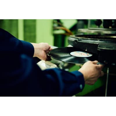 アナログレコード工場見学ツアー(2名様まで)