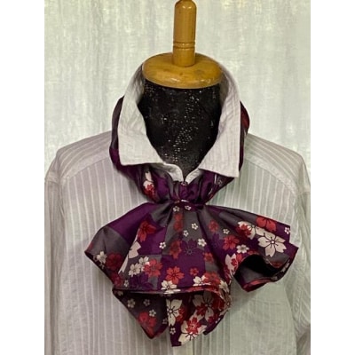 横浜シルクスカーフ　格子と桜