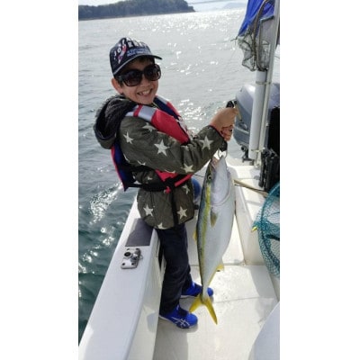 BAY MARINA　エンジョイフィッシング(初心者大歓迎!!)プラン4名様体験チケット