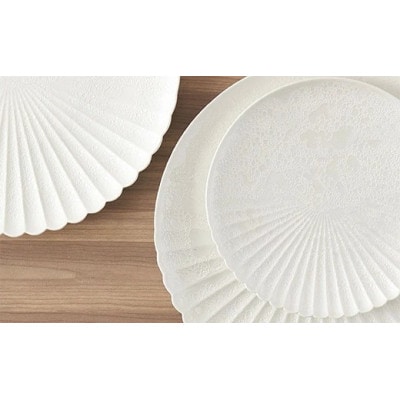 【有田焼】白泡化粧ハーフ菊割皿(16cm/23cm各2枚)(大町町)