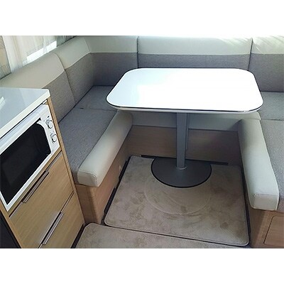 【民宿2・7】大自然の中のトレーラーハウス1泊 夕食BBQ&朝食付き (大人2名+子供2名様迄)