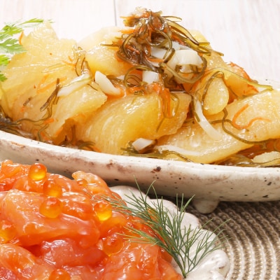 〈佐藤水産〉鮭ルイベ漬・ひとくち数の子松前漬