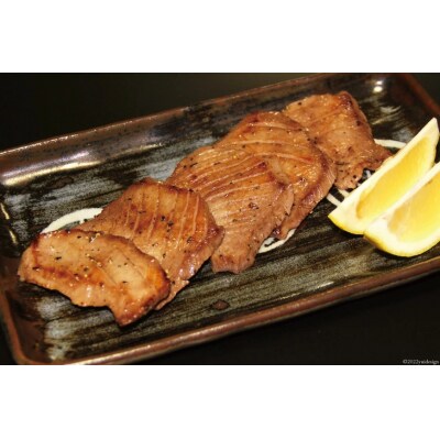 【数量限定】黒毛和牛 厚切り牛タン 300g / からくわ精肉店 20564048