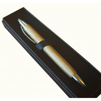 白馬の木の温もりを普段使いに「ボールペン」