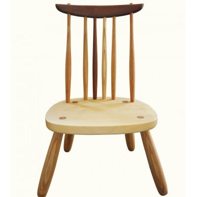 調和のとれたあたたかみのある「プリンセスチェア」