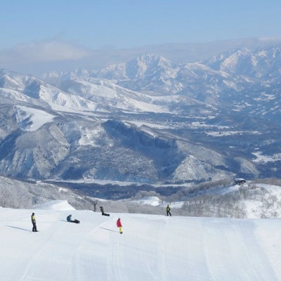 長野県エイブル白馬五竜&Hakuba47スキー場共通シーズン券【大人1枚】