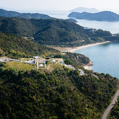 地中美術館ペア鑑賞チケット