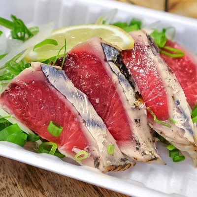 10月~11月配送限定 日戻りかつおのたたき 藁焼き 戻り鰹(2～3節 約900g)【R01461】