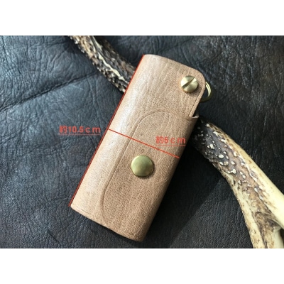 鹿革のキーケース【無染色の茶】革小物 革製品 レザー 鍵ケース 車 ハンドメイド雑貨【R00557】