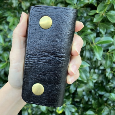 キーケース(三つ折り式)素材:鹿革&猪革【黒】革小物 革製品 レザー 鍵ケース 車用品 雑貨