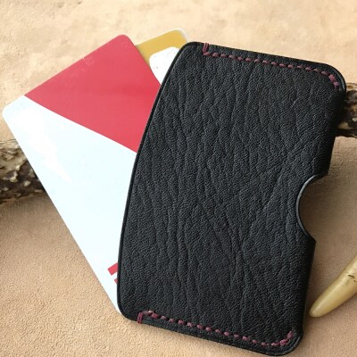 鹿革のカードケース【黒】(小さめシンプル)革小物 革製品 レザー 定期入れ 免許証 カード入れ