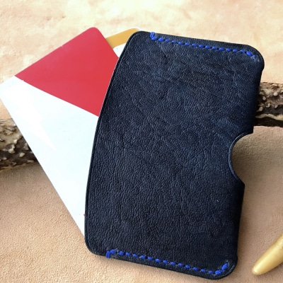 鹿革のカードケース【紺】(小さめシンプル)革小物 革製品 レザー 定期入れ 免許証 カード入れ