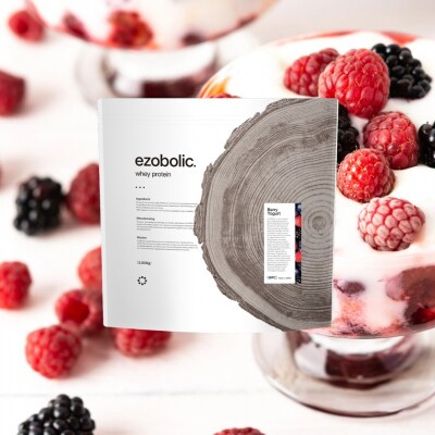 【定期便6回】ベリーヨーグルト風味 EZOBOLIC プロテイン 1kg LG106-F