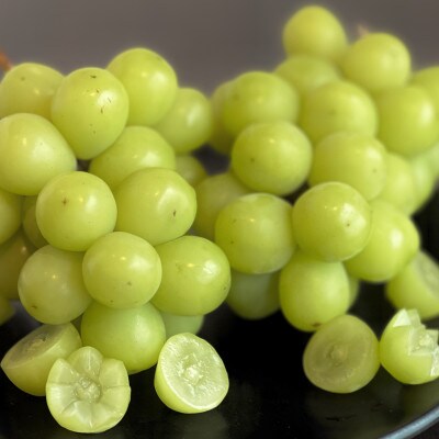 【2025年8月中旬より順次発送】極撰!シャインマスカット　約2kg(3～5房)