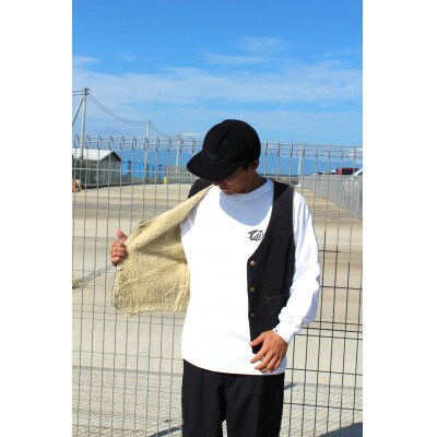 TheCaviar ヴィンテージコーデュロイベスト　カラー:ブラック　サイズ:XL