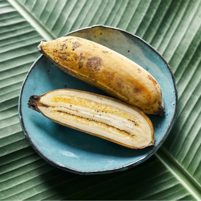 西原町の栽培期間中農薬不使用のナムワバナナ3kg