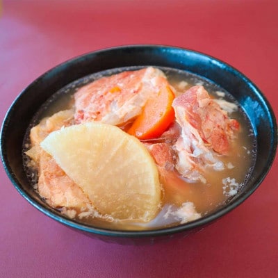 【沖縄の郷土料理】地元で愛される呉屋ストアーの軟骨ソーキ汁 4人前(1人前450g)