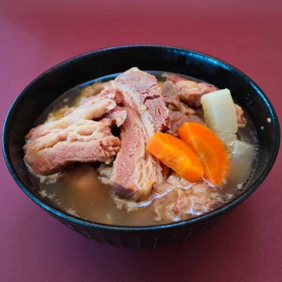 【沖縄の郷土料理】呉屋ストアー自慢の牛汁・軟骨ソーキ汁・てびち汁・やぎ汁 各1人前(計4人前)