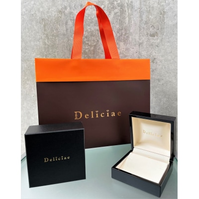 Deliciae　K18WG　三面ダイヤ【0.5ct】ピアス　K04016-H
