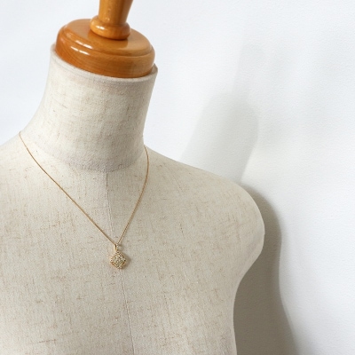 甲府市発 k18イエローゴールド ダイヤモンド ペンダント 1.0ct [PP-2737YG]