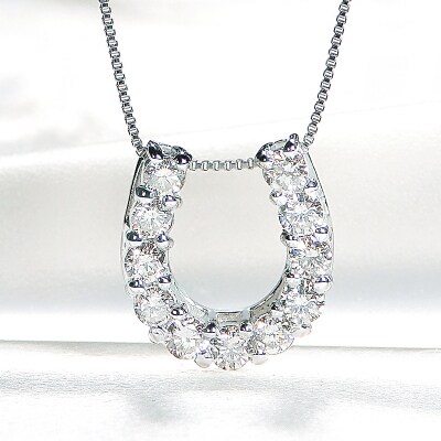 Pt ダイヤ馬蹄0.30ct　PN　325717