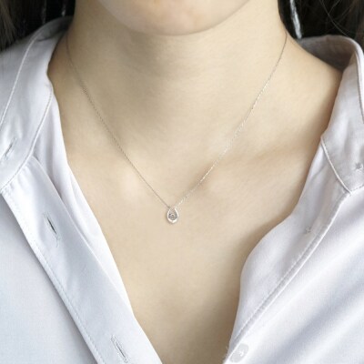 ダンシングストーンダイヤペンダントhorse shoeプラチナ0.03ctシンプルFTW-2138