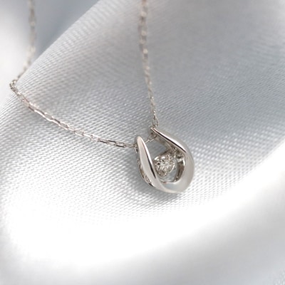 ダンシングストーンダイヤペンダント(ネックレス)dropプラチナ0.03ctシンプルFTW-2139