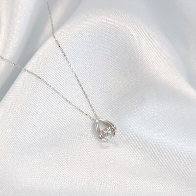 ダンシングストーンダイヤペンダントネックレスmermaid K10WG0.05ct D10-0088