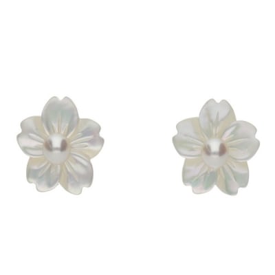 【K18】白蝶貝　桜シェルピアス/No.4