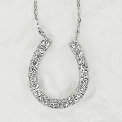 プラチナ ダイヤモンド ペンダントネックレス　　　HH-018608