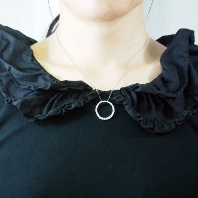 プラチナ　1ctダイヤモンド　サークルペンダントネックレス HH018668