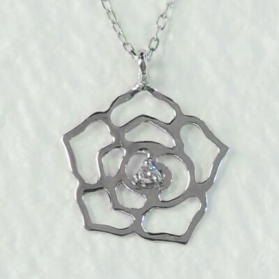 プラチナ900/850　ダイヤモンド　薔薇ペンダントネックレス　　　HH018731