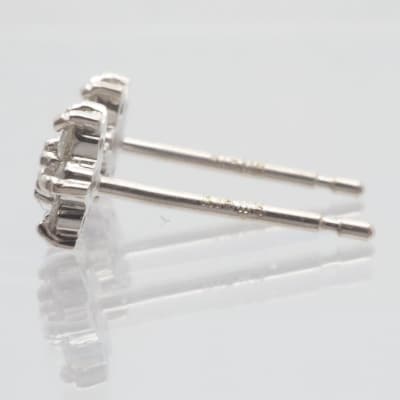 K18WG　フラワーモチーフダイヤモンドピアス HTOP-0015