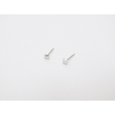 Pt900スクエアピアス地金(PE7489)