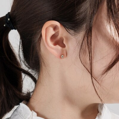 K18 ダイヤモンドスタッドピアス(0.6ct) 40-2378