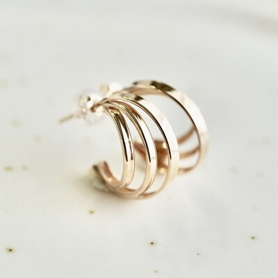 【ジュエリー】K10 イエローゴールド 地金 3連 輪 ピアス 保証書付 SE-1722