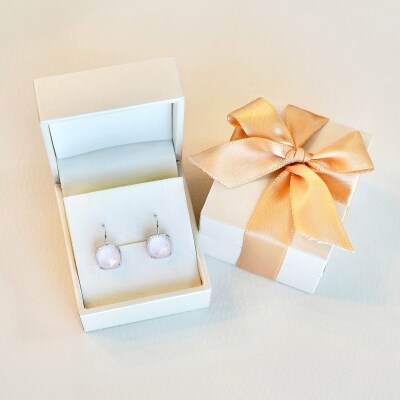 【ジュエリー】K18WG ホワイトゴールド ピンクオパールクォーツ ピアス 保証書付 IA-2653