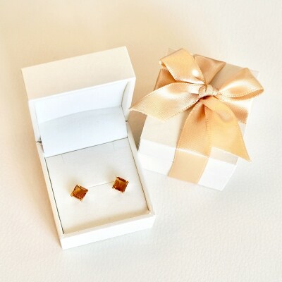 K18YG シトリン 一粒石 ピアス スクエアカット 6mm 保証書付 SIA-3282