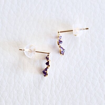 【ジュエリー】K18 イエローゴールド アメシスト ピアス 保証書付 SIA-2744