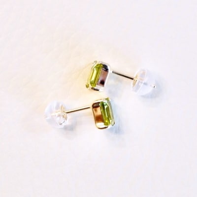 【ジュエリー】K10 イエローゴールド ペリドット ピアス 保証書付 KO-0034