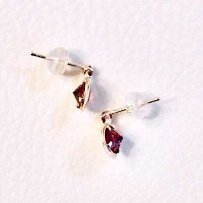 【ジュエリー】K10 イエローゴールド ガーネット ピアス 保証書付 SE-2857